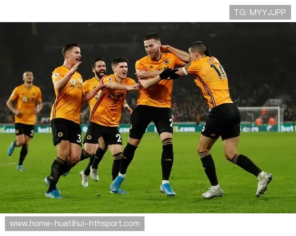 狼队门将近期表现稳定，守护绿茵战场的坚强屏障