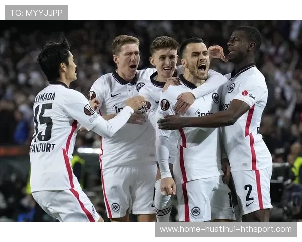 德甲法兰克福快攻终结，客队节节逼近：一场都城夜色里的对决