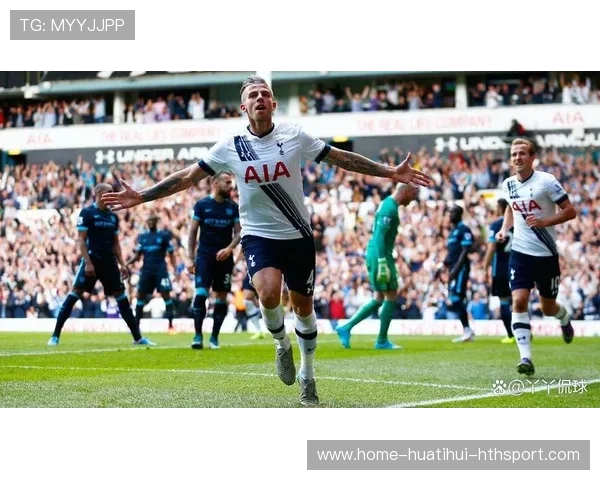 英超焦点对决，曼联主场迎战热刺，争四关键战