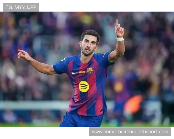 费兰托雷斯轻巧拨球摆脱防守,巴萨连线不断 费兰托雷斯轻巧拨球摆脱防守,巴萨连线不断